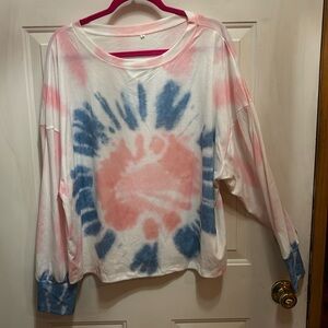 Dressier style tie-dye sweatshirt/long sleeve tea